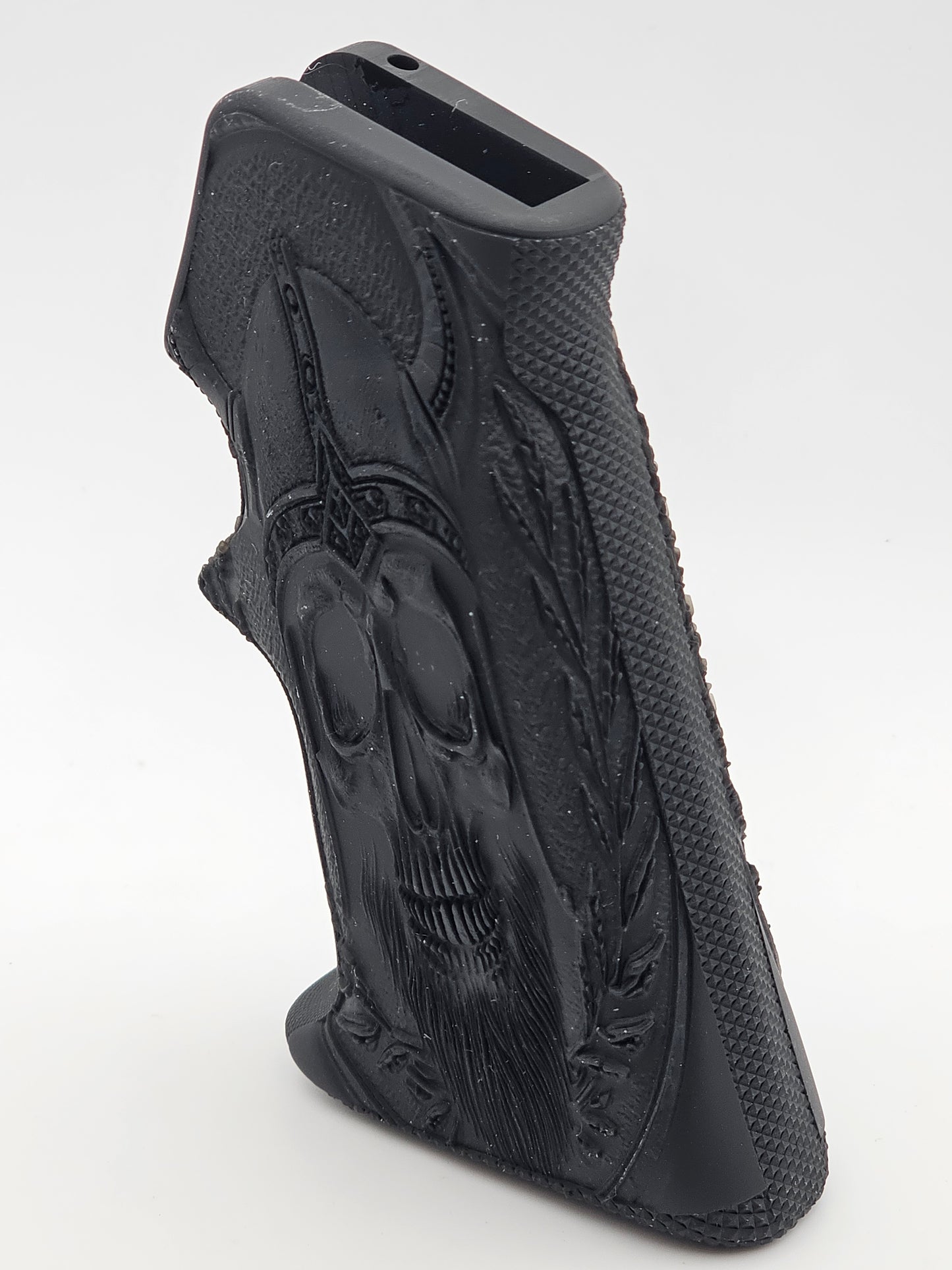 AR-15 Pistol Grip - Skull
