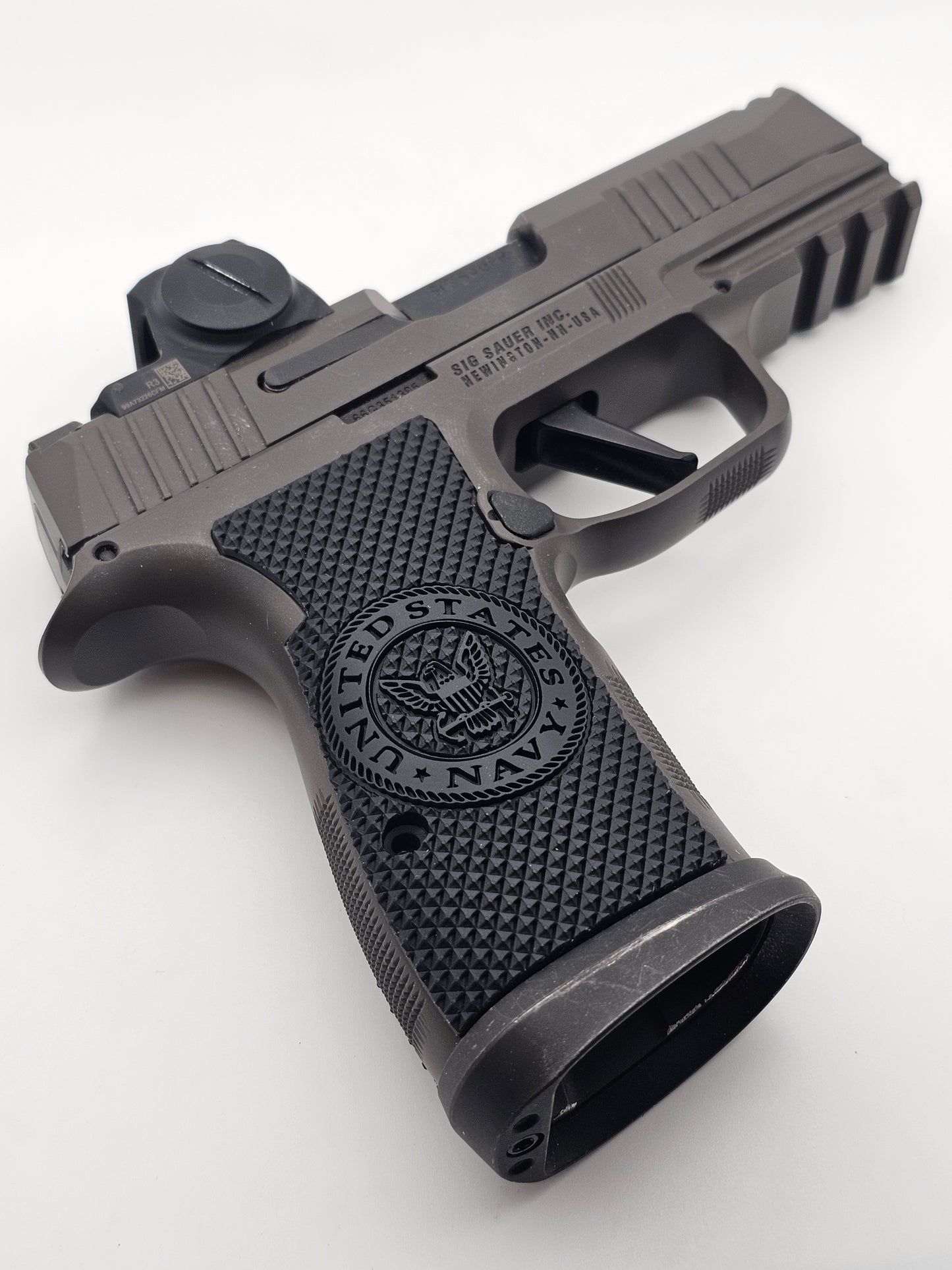Sig Sauer P365 AXG Legion Grips - US NAVY