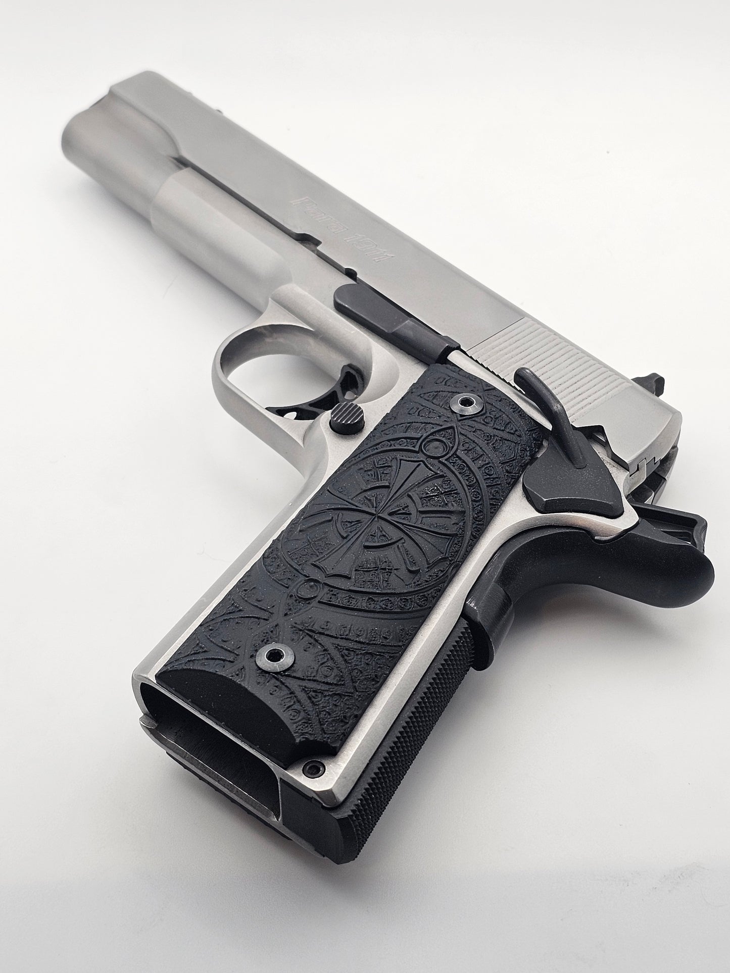 1911 Pistol Grips -  Cross II