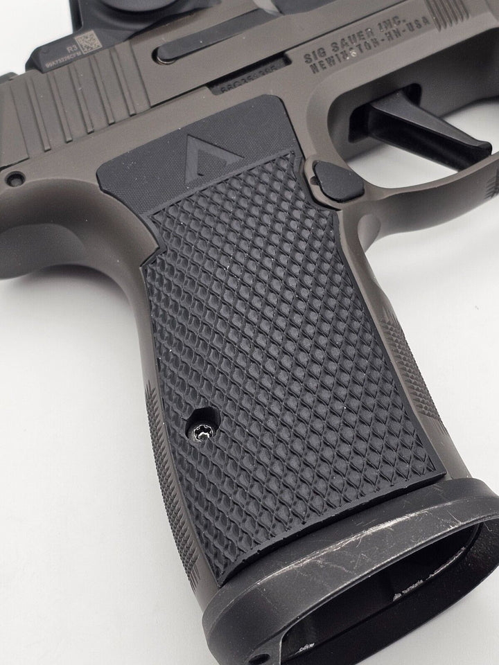 Sig Sauer P365 AXG Legion Grips Increased/Standard Thickness - Diamond