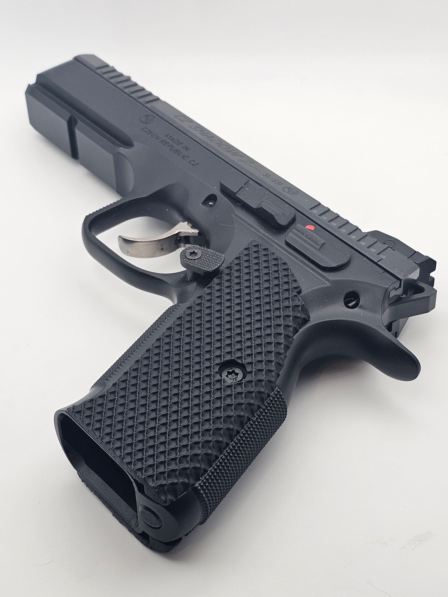 CZ Shadow 2 Pistol Grips - Thicker - Diamond
