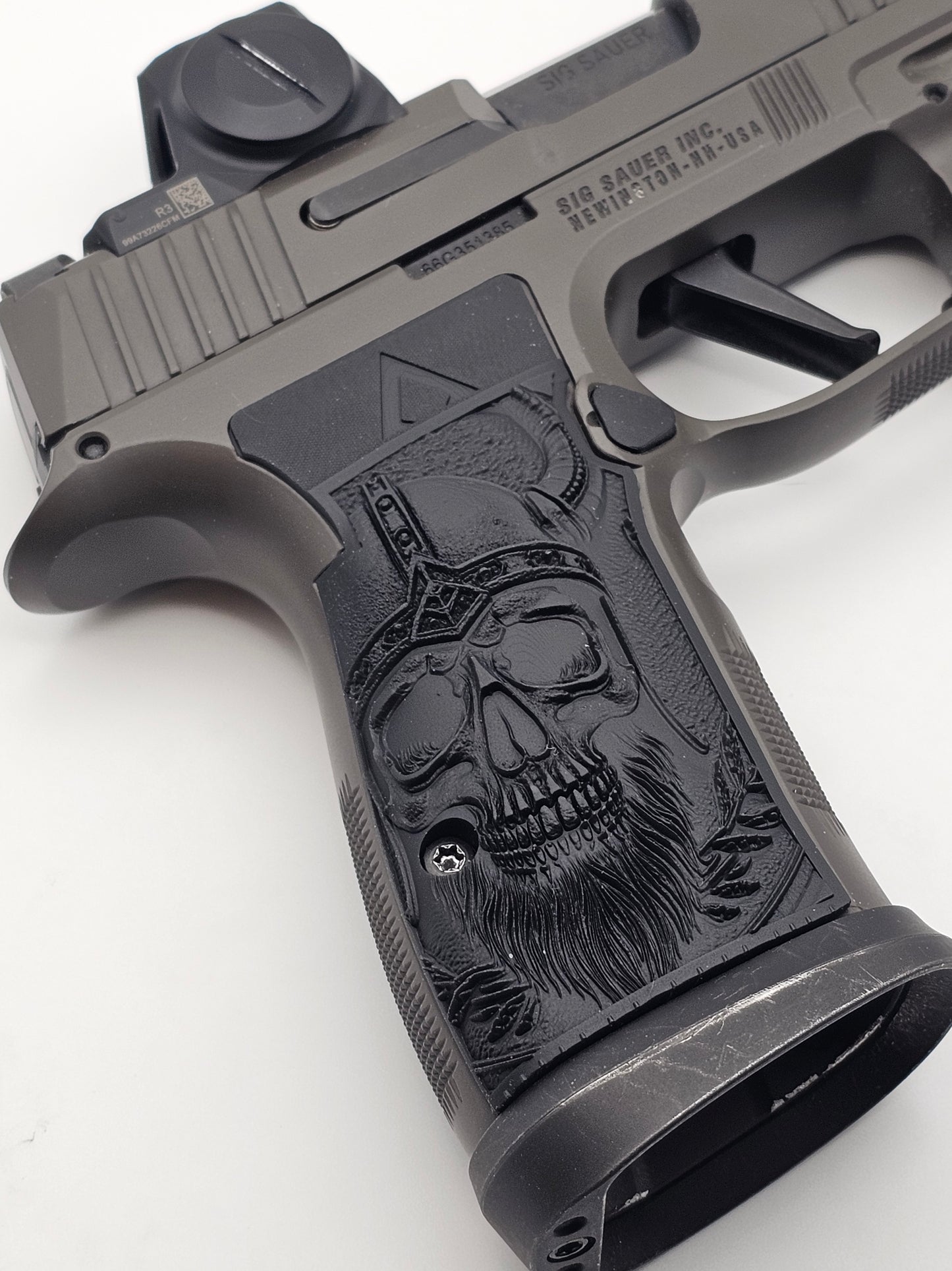 Sig Sauer P365 AXG Legion Grips - Skull III