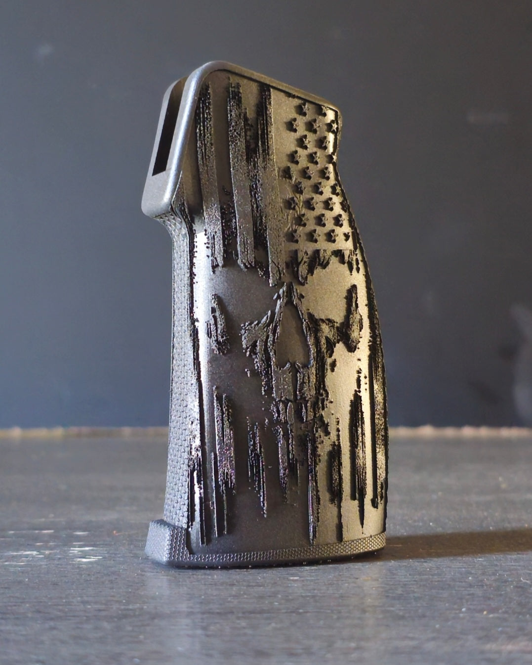 AR Vertical Pistol Grip - USA Skull Flag