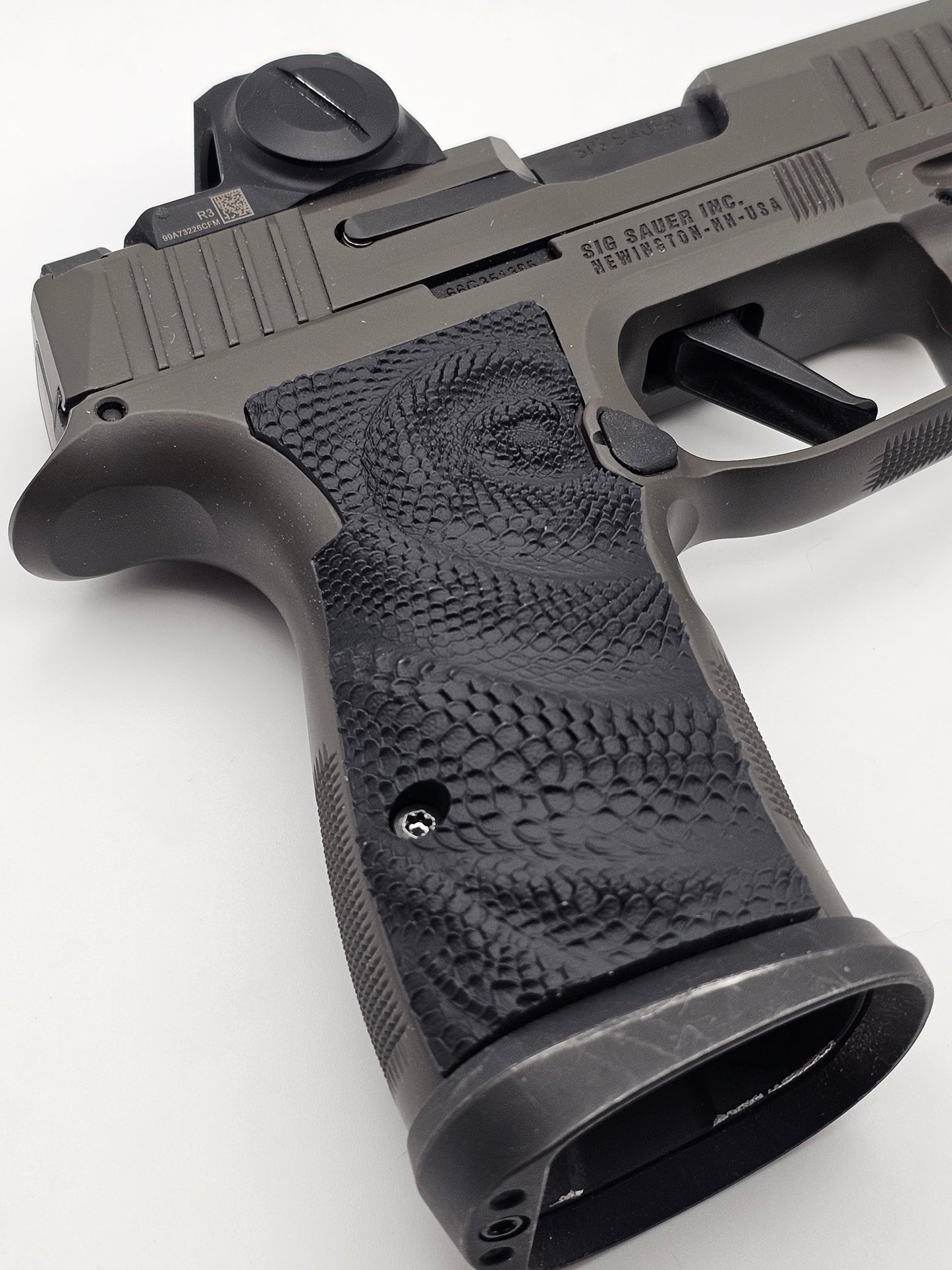 Sig Sauer P365 AXG Legion Grips Increased/Standard Thickness - Scales 2