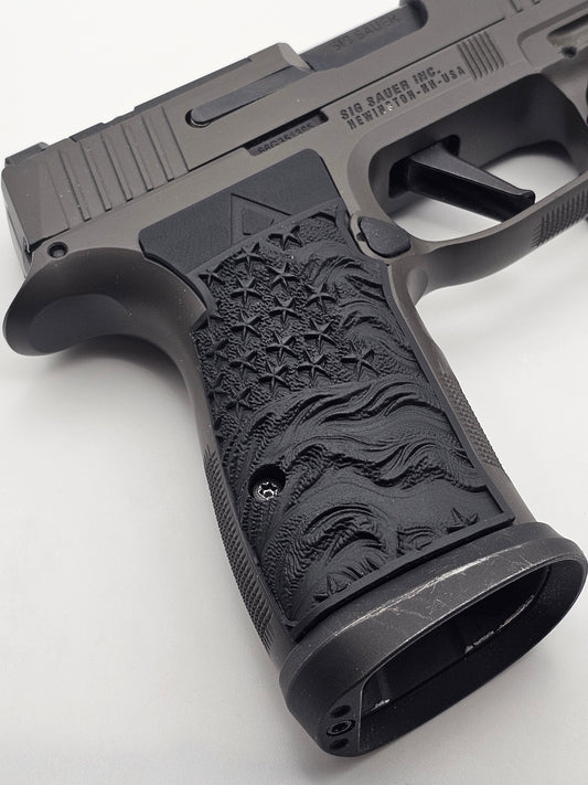 Sig Sauer P365 AXG Legion Grips - US Flag