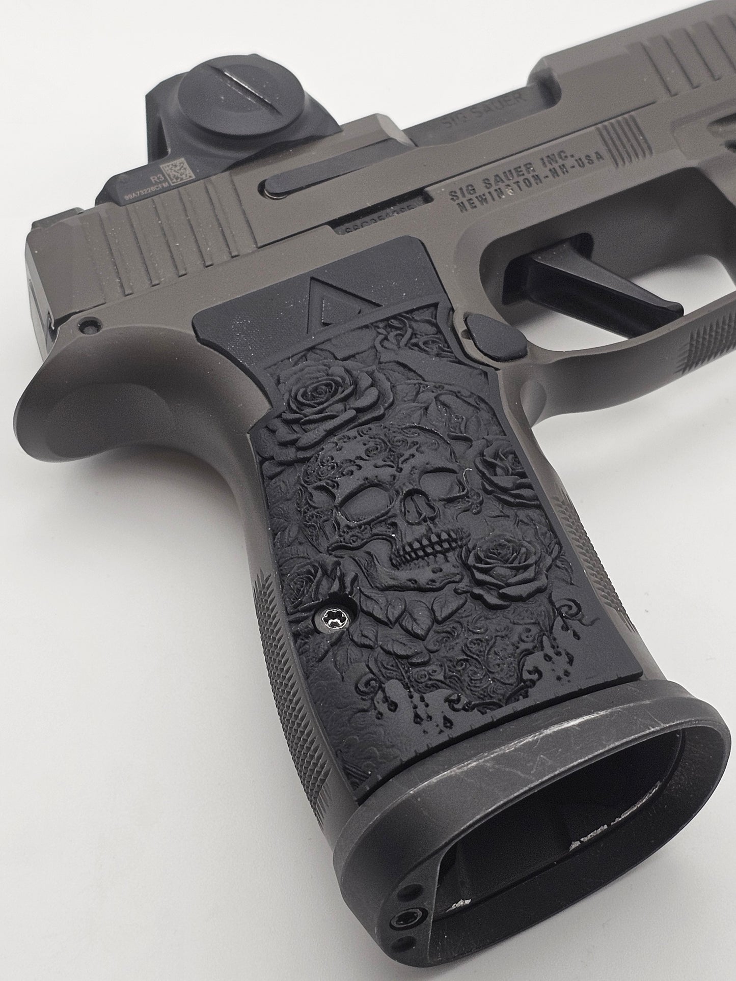 Sig Sauer P365 AXG Legion Grips - Skull Rose