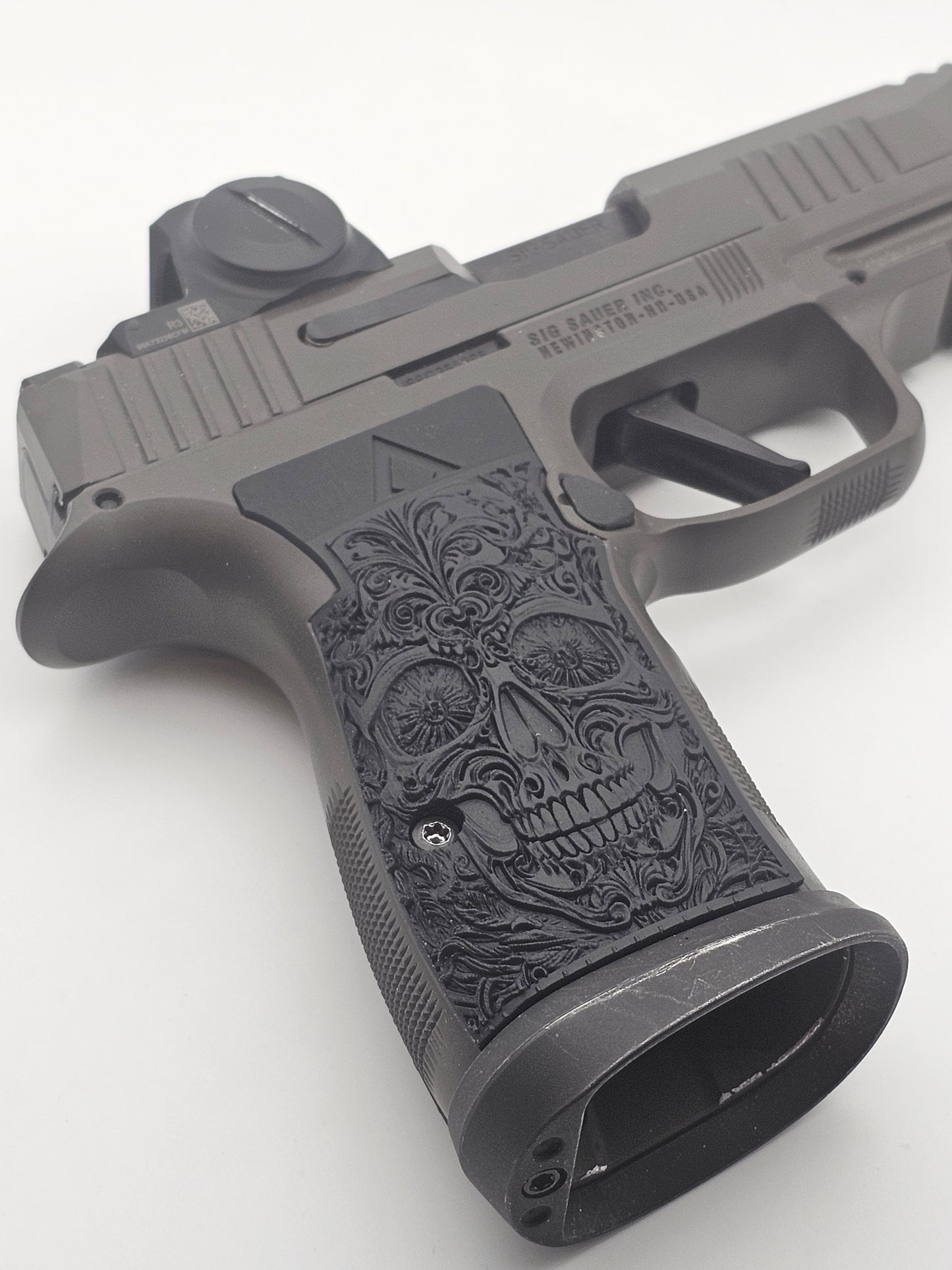 Sig Sauer P365 AXG Legion Grips - Flower Skull II