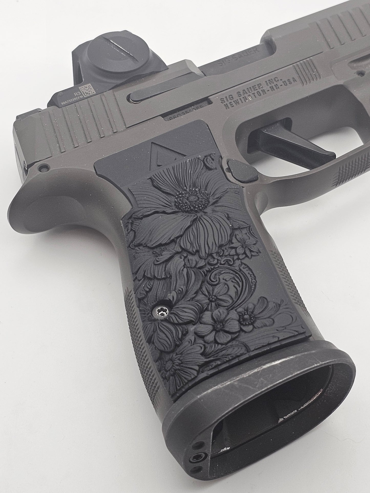 Sig Sauer P365 AXG Legion Grips - Flower