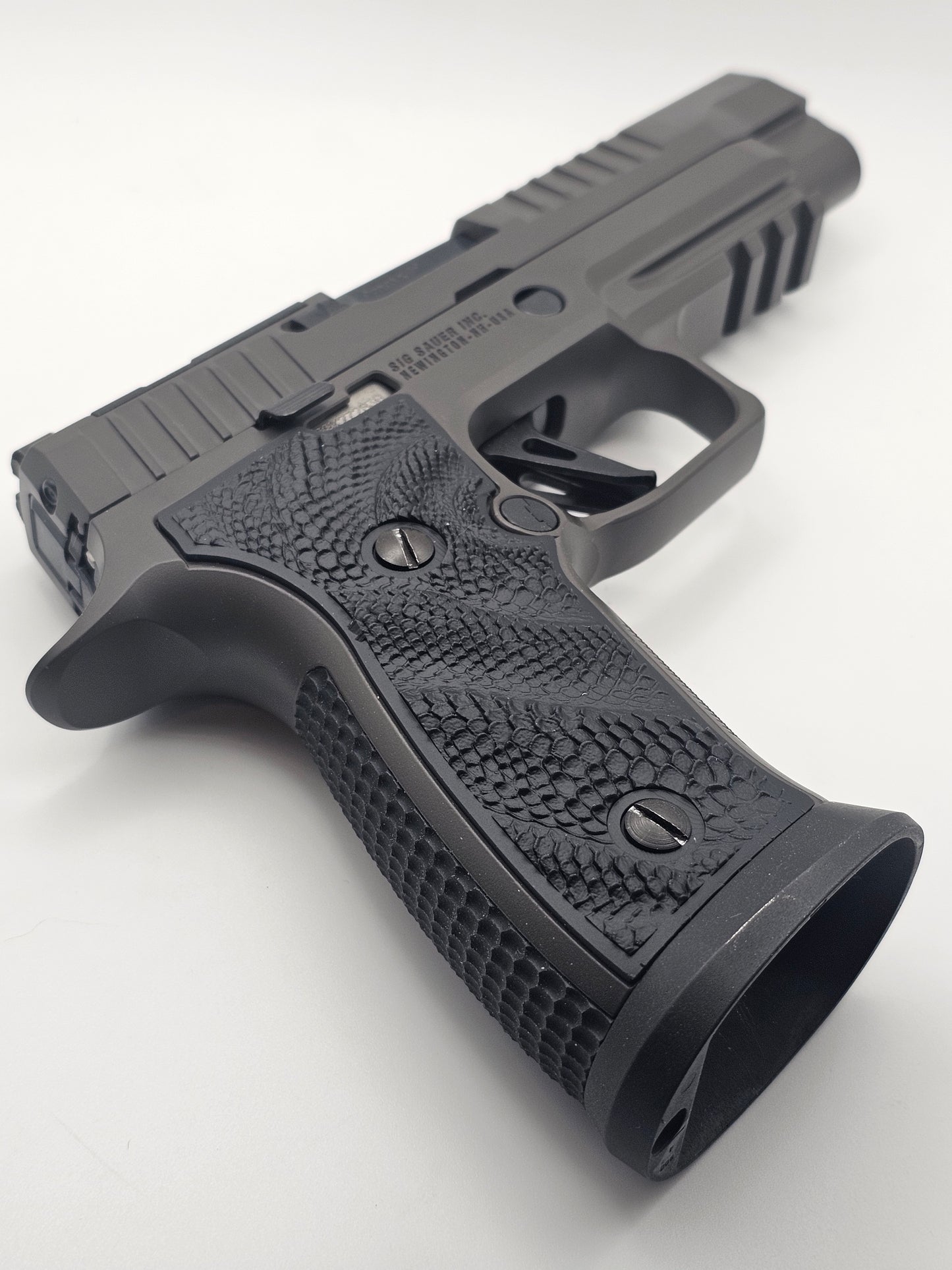 P320 AXG Legion Pistol Grips - Snakeskin
